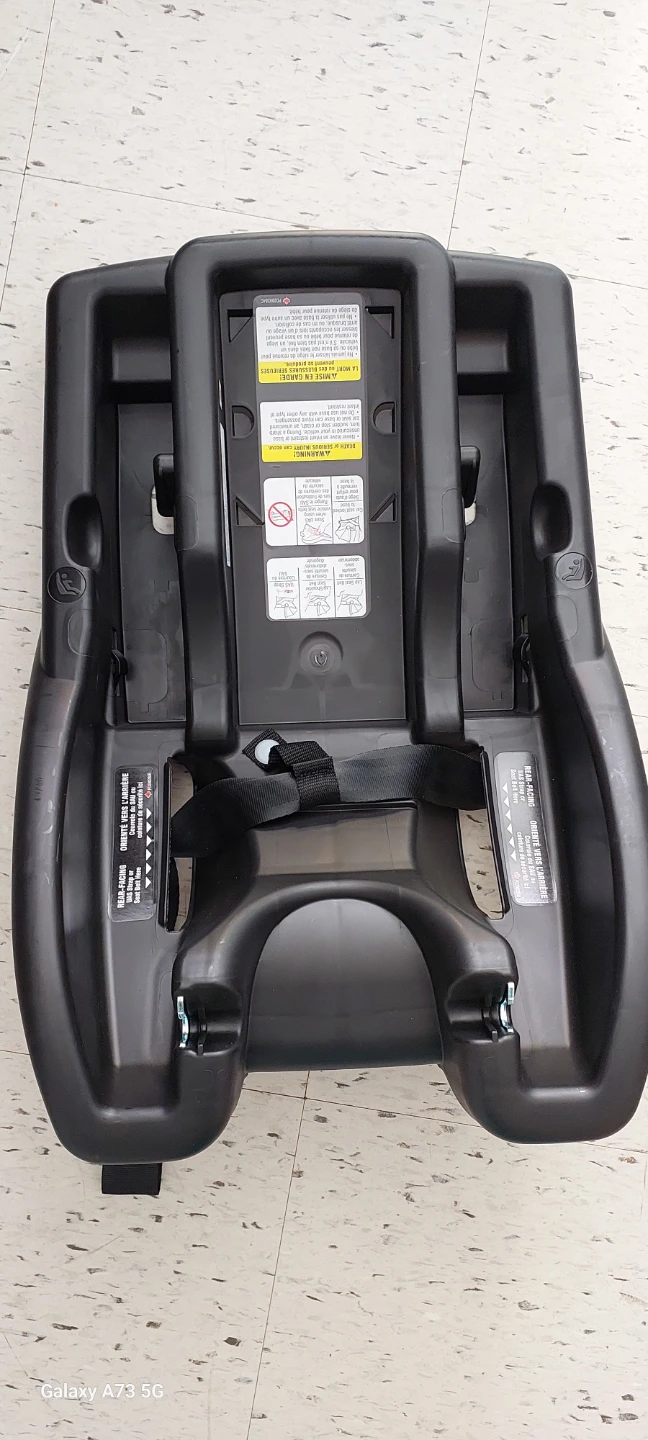 Graco Travel System with SnugRide 30 Car Seat and Base - photo 4