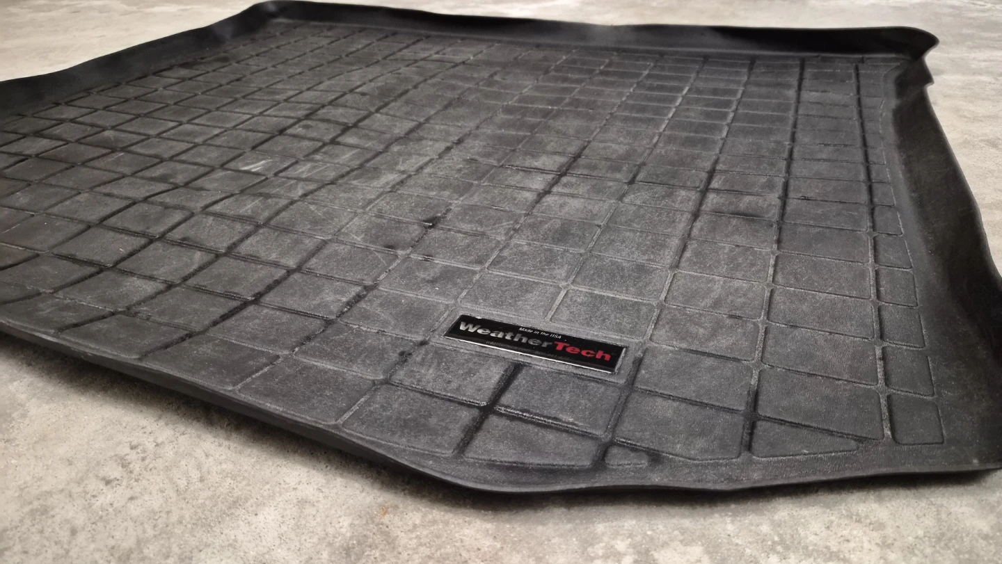 Grand Cherokee - WeatherTech Cargo Liner - photo 2