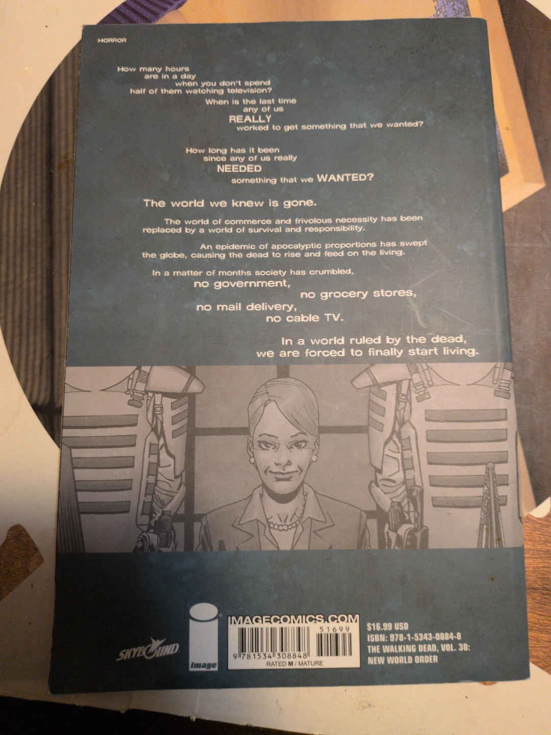 The Walking Dead Vol. 30: New World Order Graphic Novel - photo 2