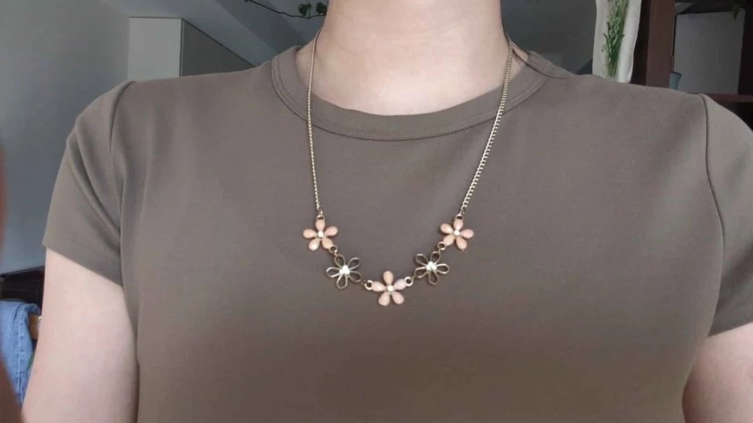Cute statement necklace - photo 3
