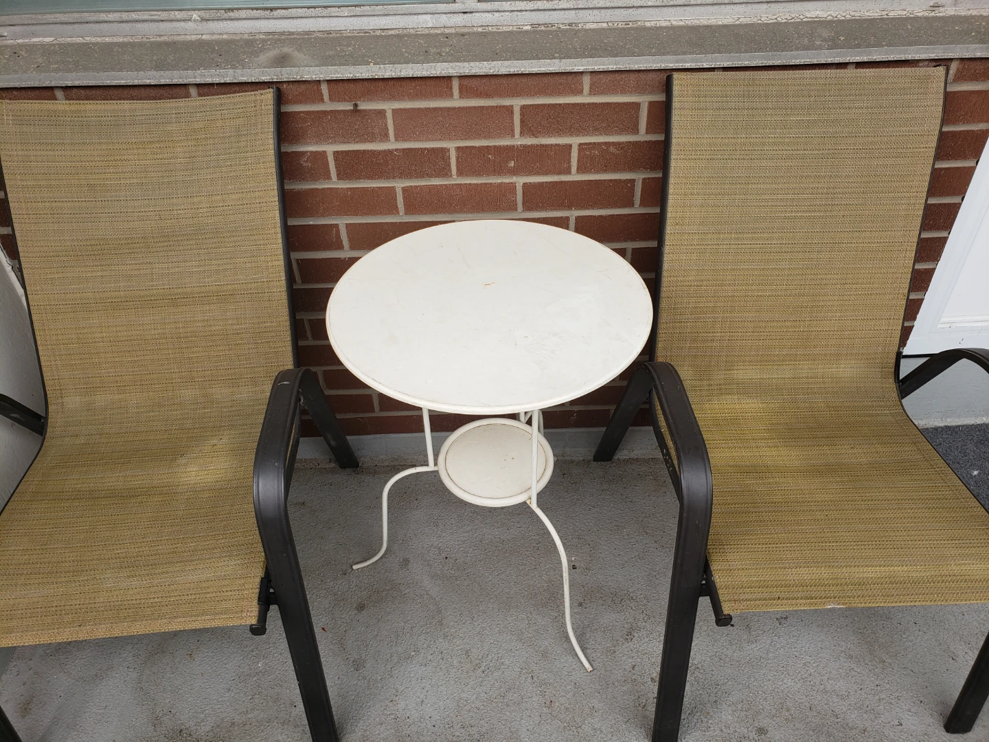 Patio Set - 2 Chairs & Small Table - photo 2