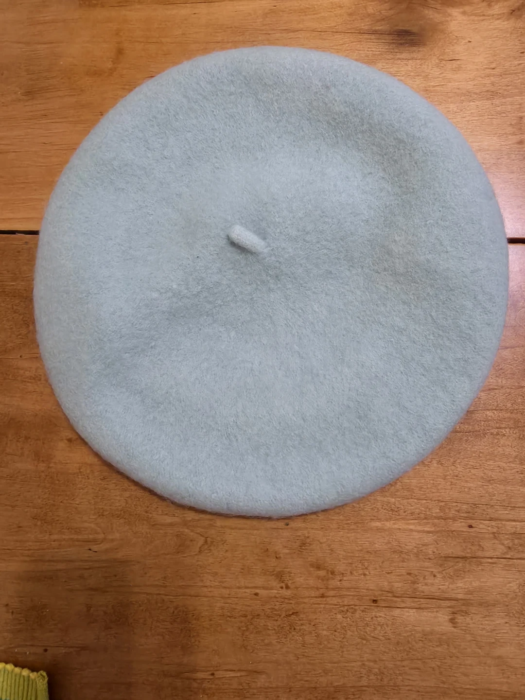 Light Green Wool Beret - photo 2