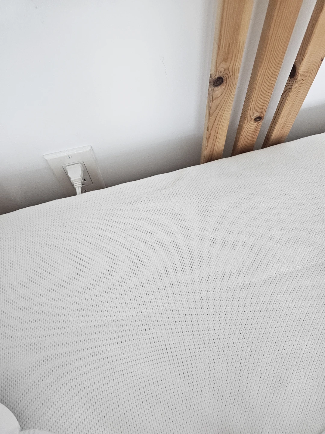 IKEA frame + ÅSVANG Foam Mattress - photo 2