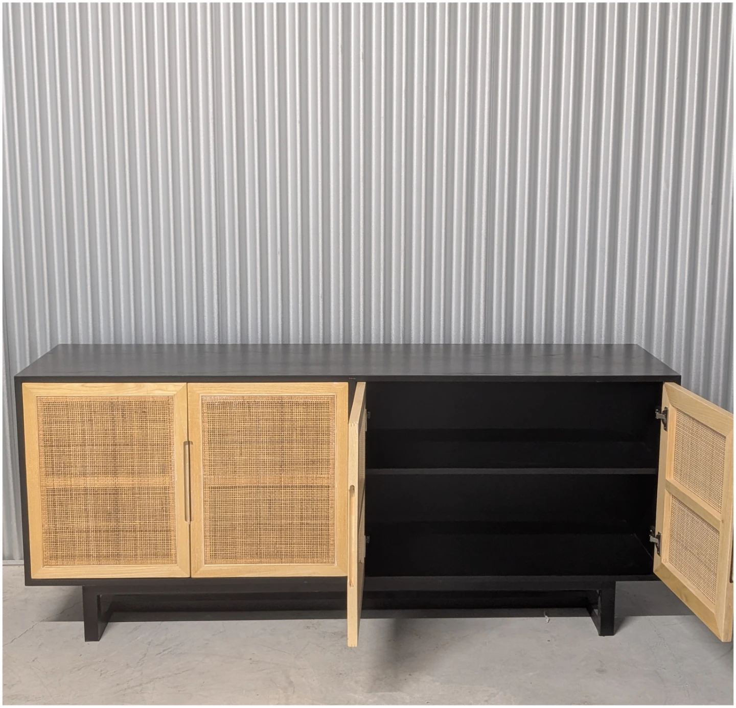 Solid Wood Cabinet/Credenza/Sideboard/Entertainment Unit - photo 4