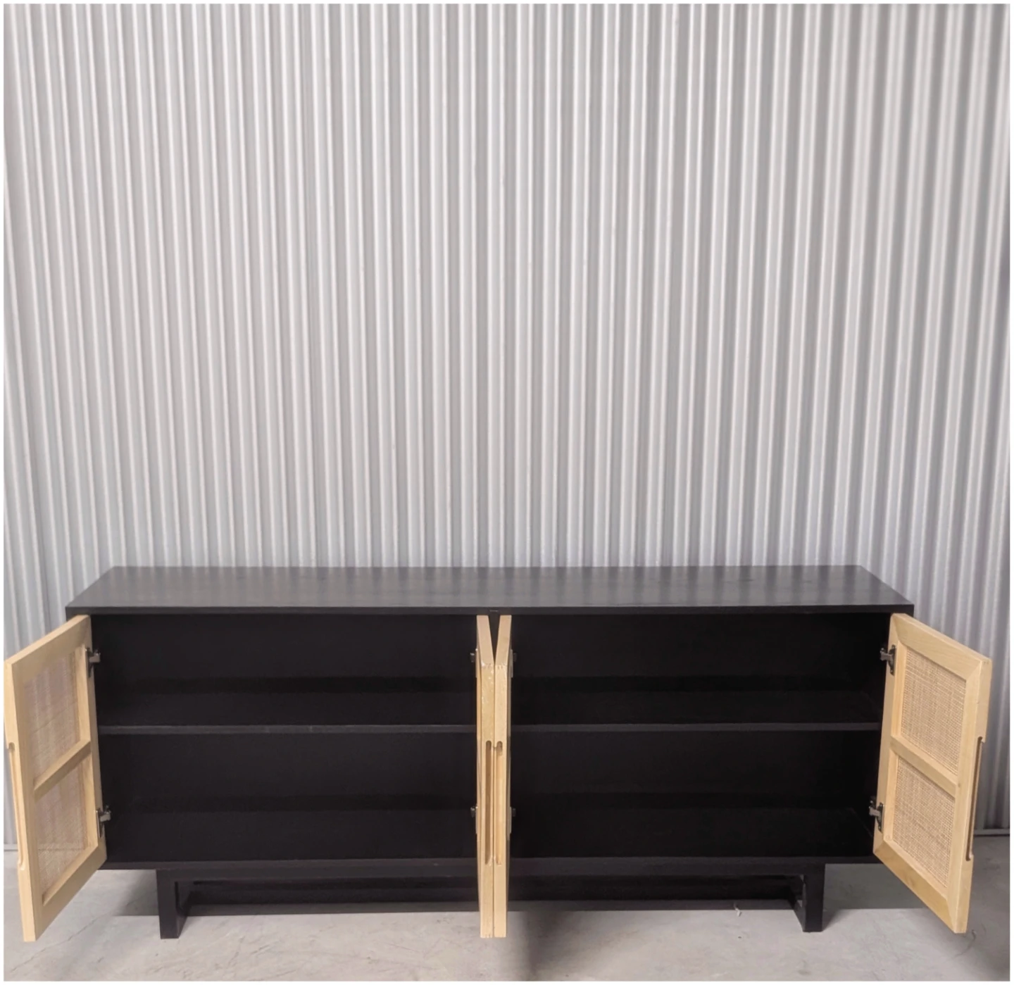 Solid Wood Cabinet/Credenza/Sideboard/Entertainment Unit - photo 5