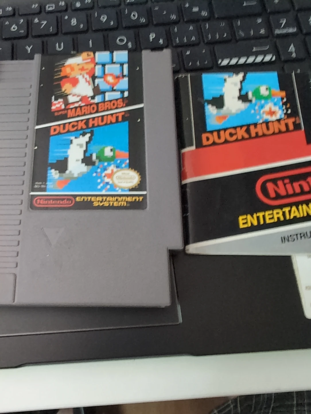 Nintendo Super Mario Bros. Duck Hunt NES Game Cartridge