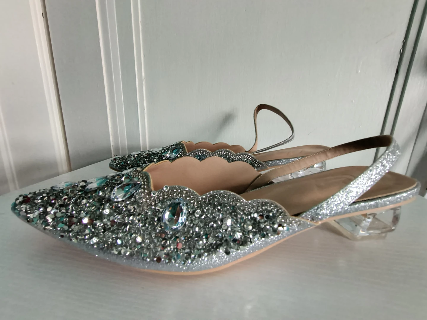 Women's Sz. 10 Sparkly Slingback Ice Cube Style Kitten Heels