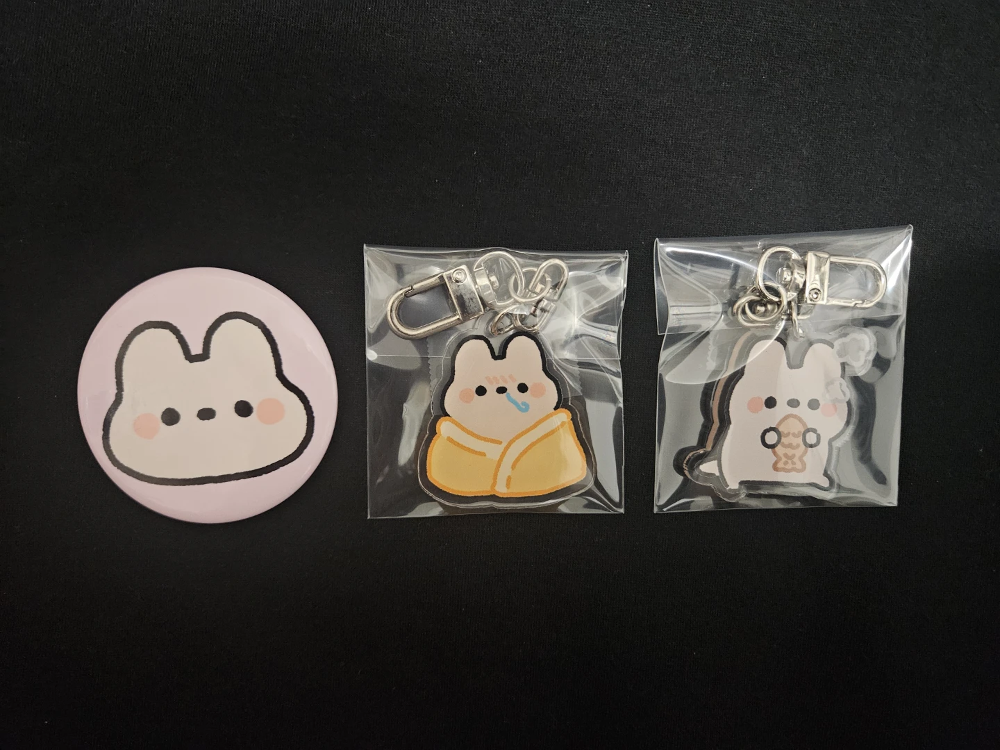 Quokka keyring & hand mirror
