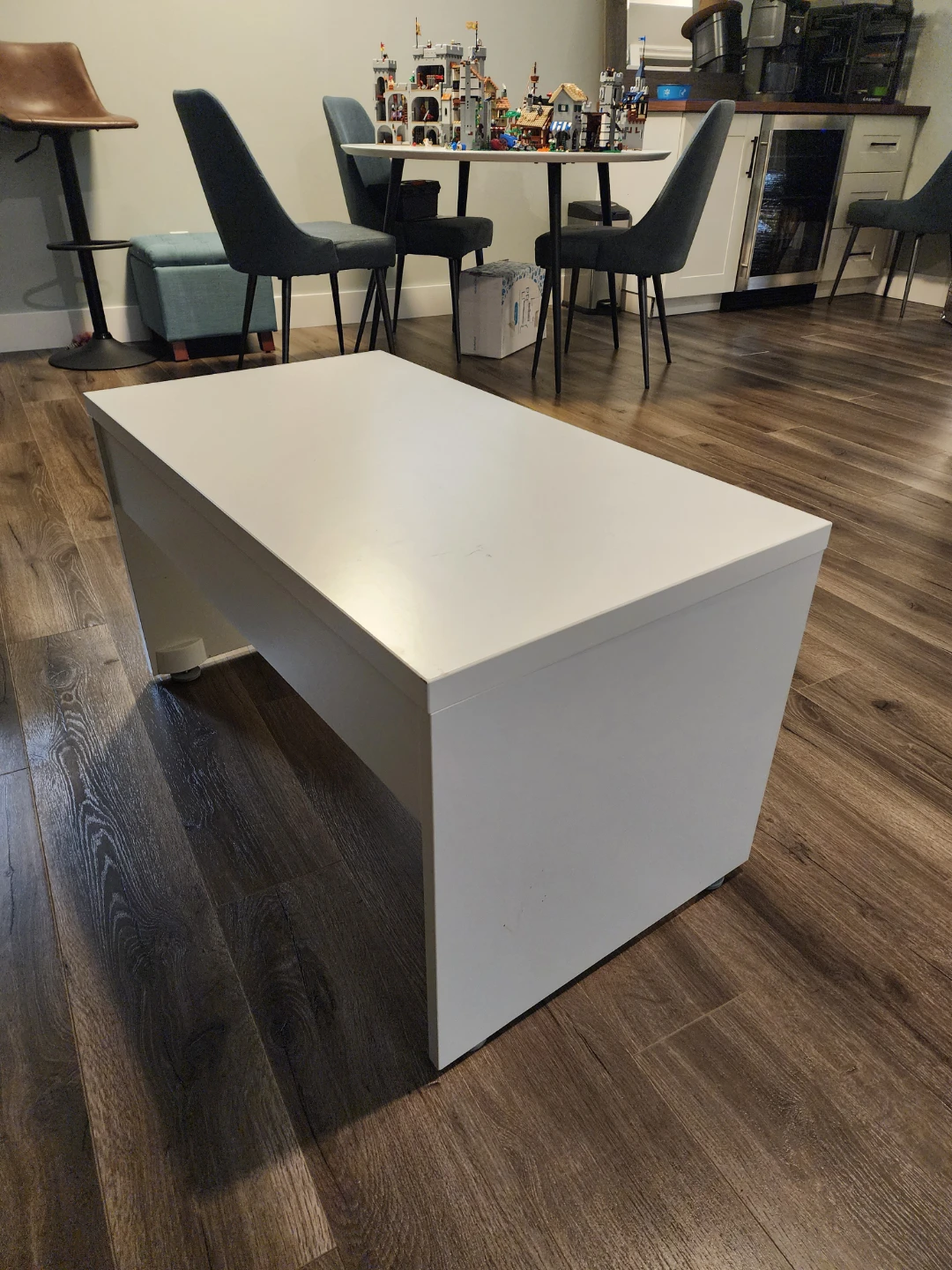 White Coffee Table - photo 4
