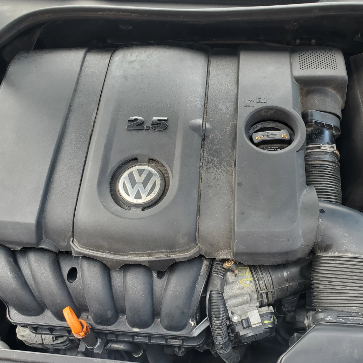 Volkswagen Golf 2.5 - photo 4