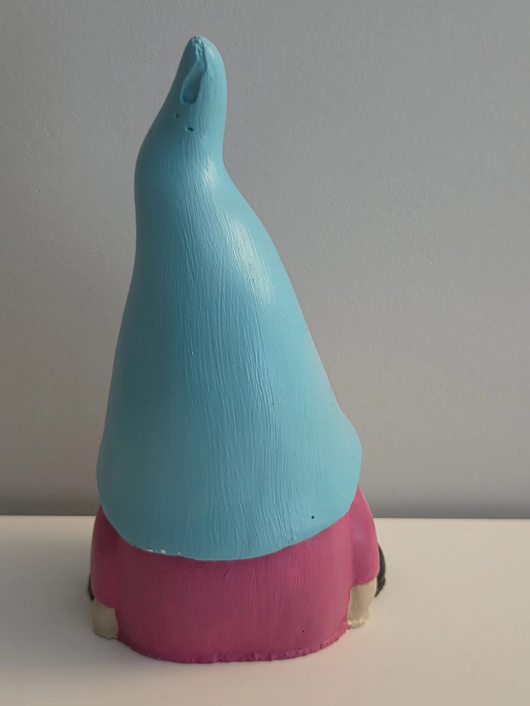 Garden Gnome Figurine with Blue Hat - photo 3