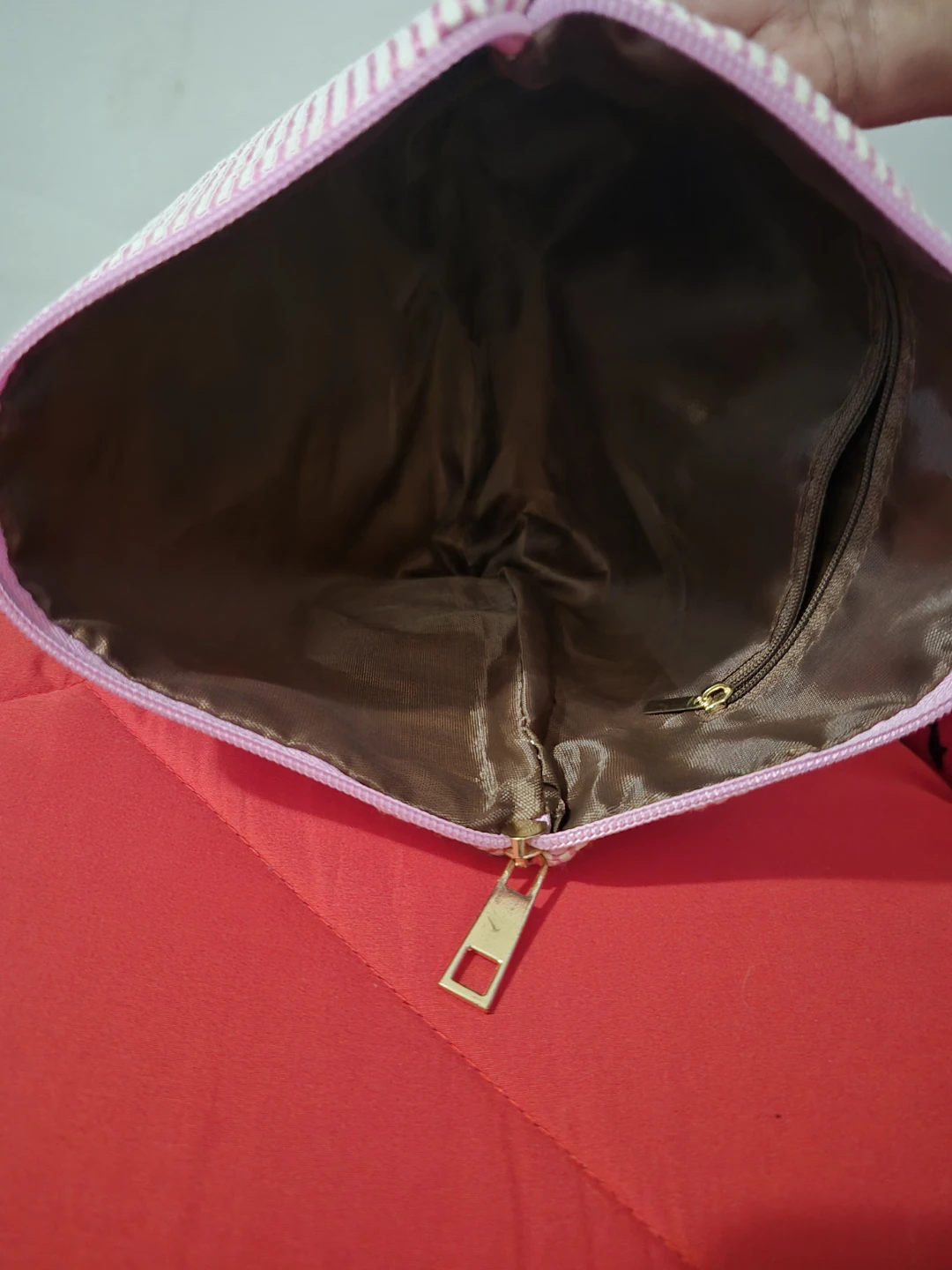 Pink Seersucker Cosmetic Bag with 'J' Monogram - photo 3