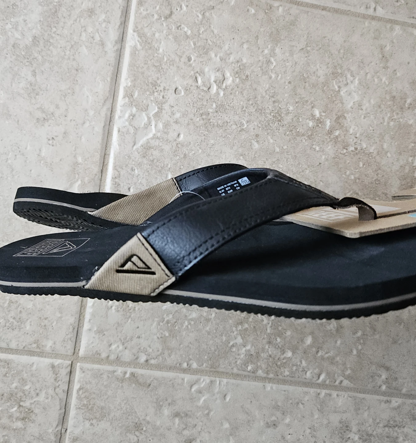 Youth Size 7 Reef Newport Flip Flops Black/Tan - photo 2