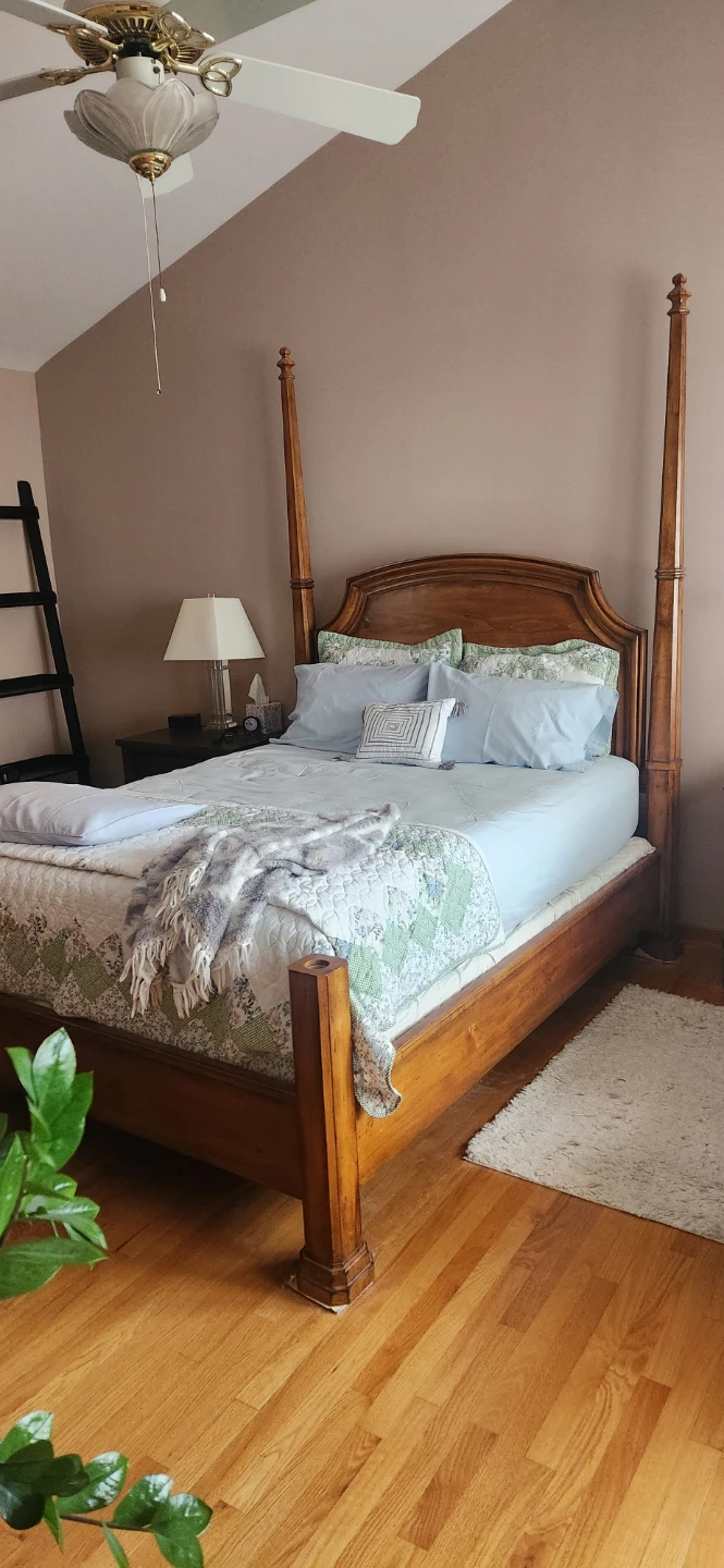 4 poster queen bed