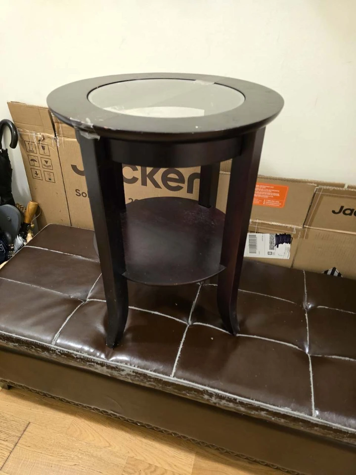 Round End Table with Glass Top