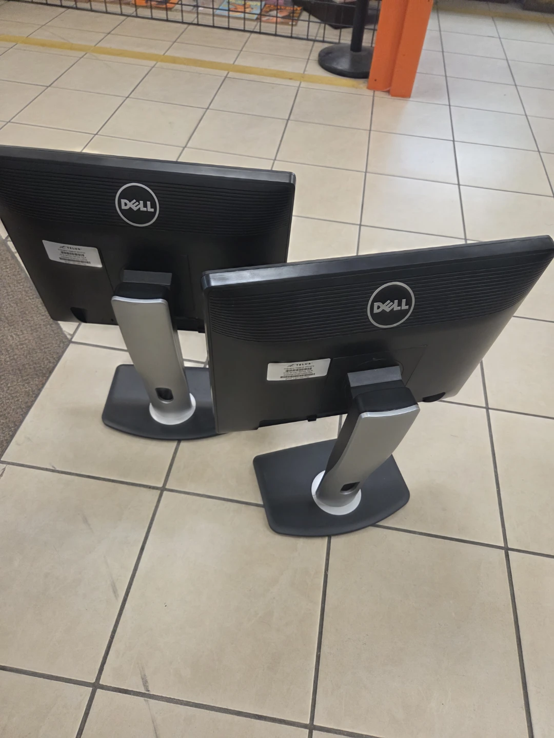 Dell Computer Monitor - photo 2