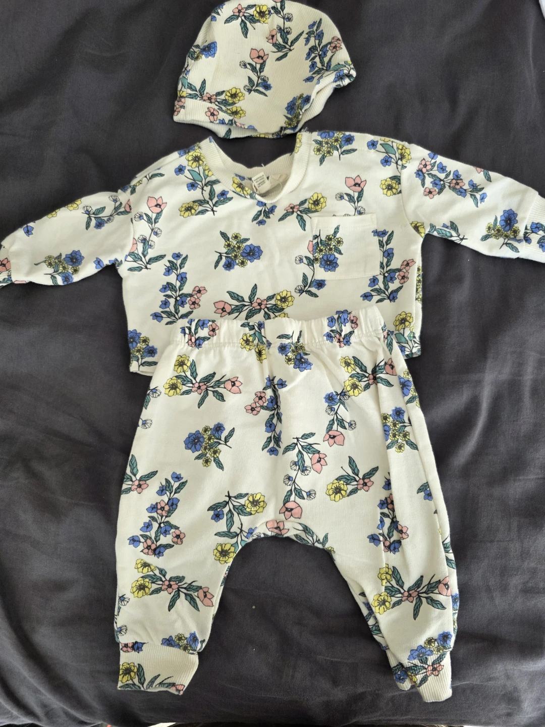Baby Floral 3-Piece Outfit 0-3 Months