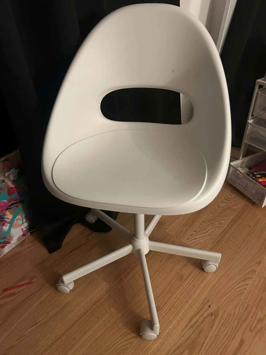 White Swivel Office Chair
