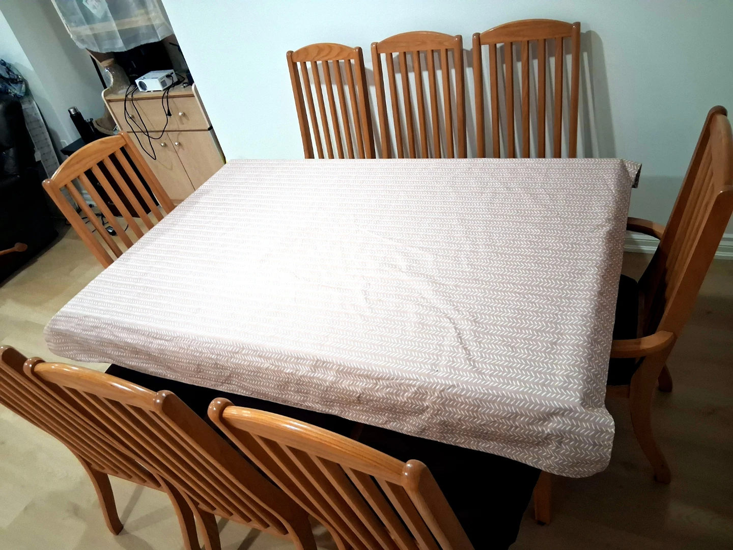 Solid Wood Dining Table Set – Seats 8 (6 Chairs + 2 Armchairs) - photo 2