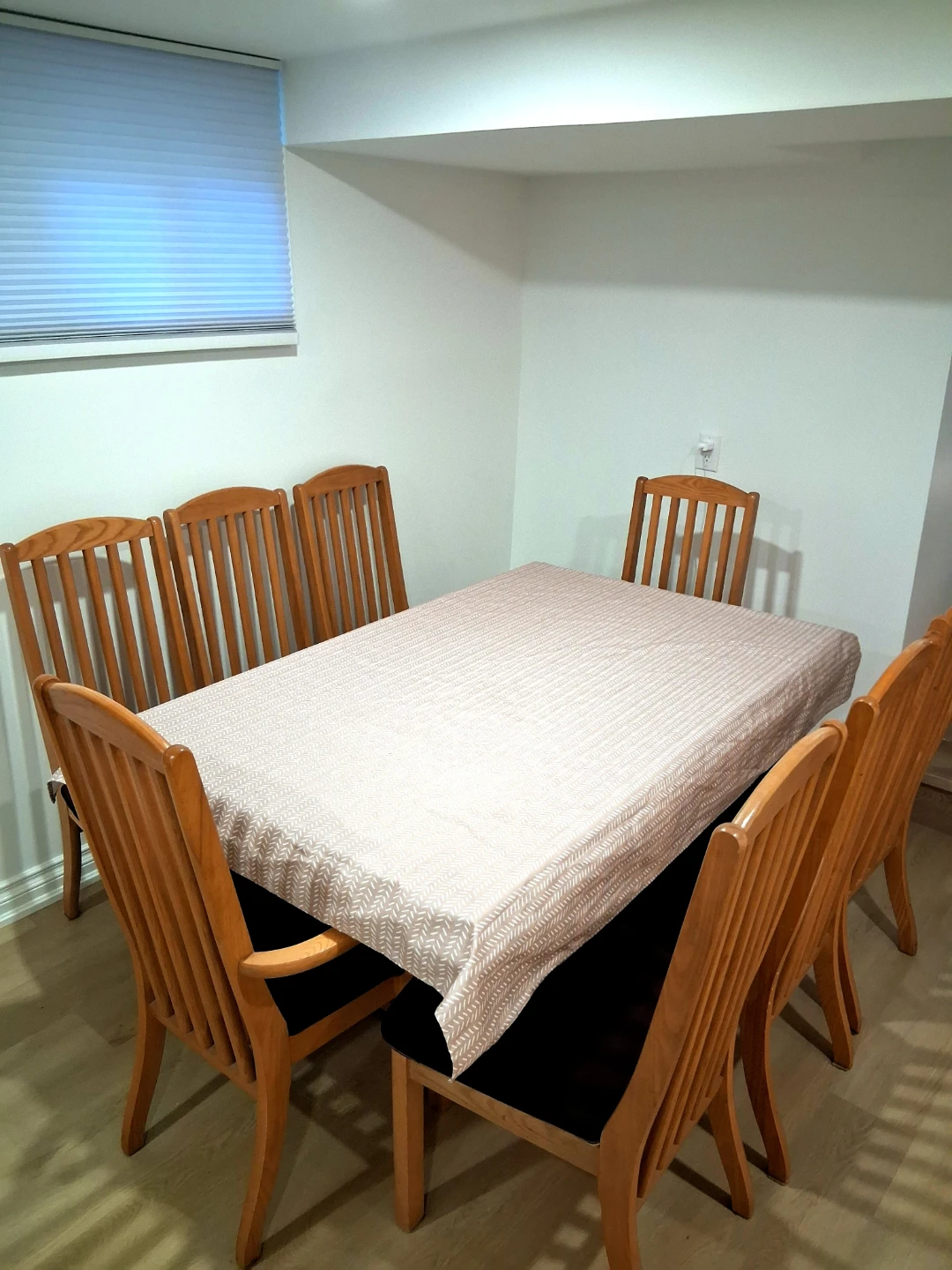 Solid Wood Dining Table Set – Seats 8 (6 Chairs + 2 Armchairs) - photo 3