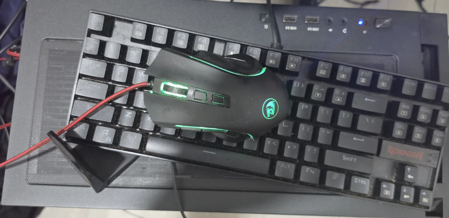 Custom Gaming PC with RTX Graphics - photo 4