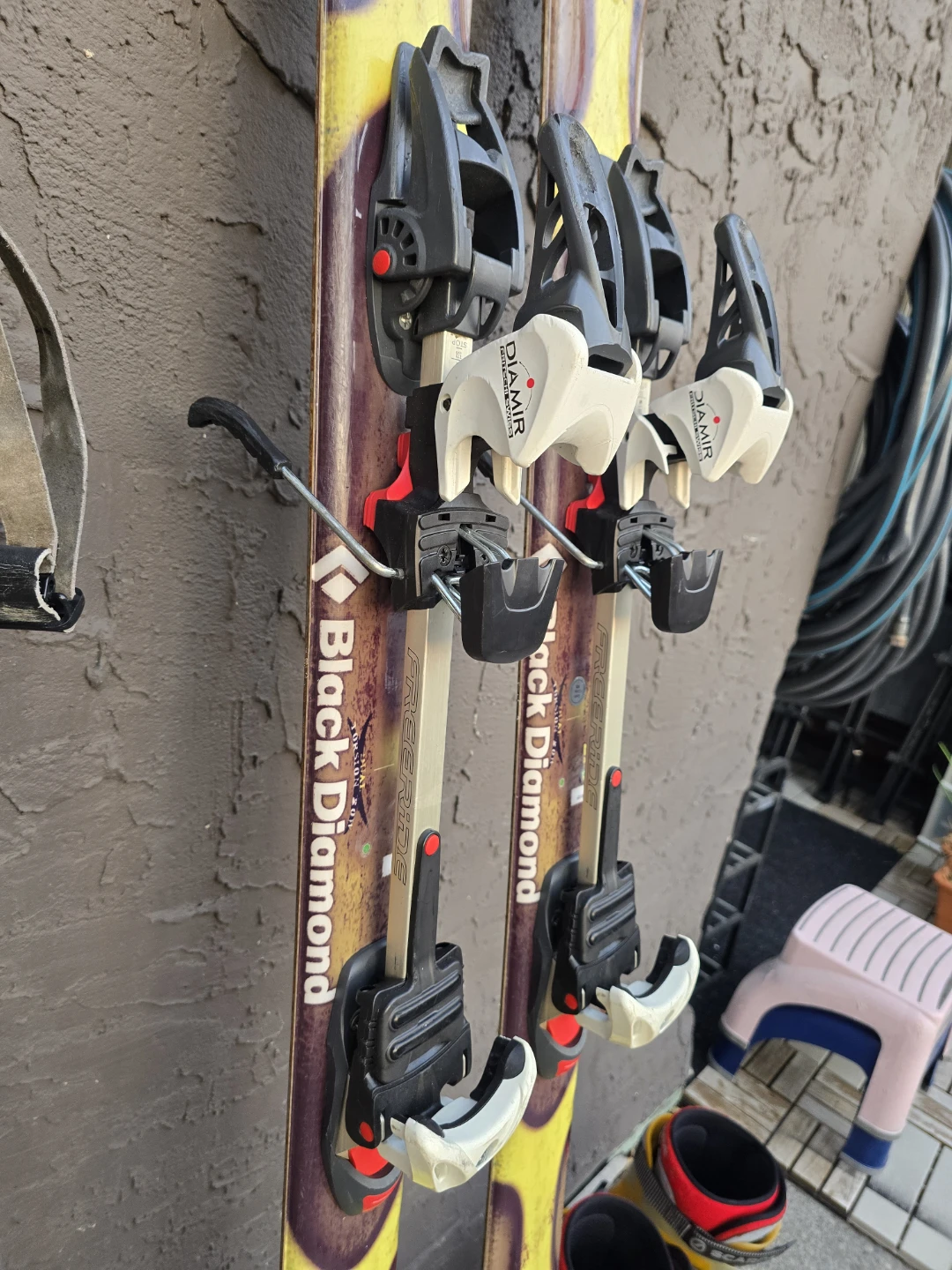 Ski board, ski poles, ski boots - photo 5