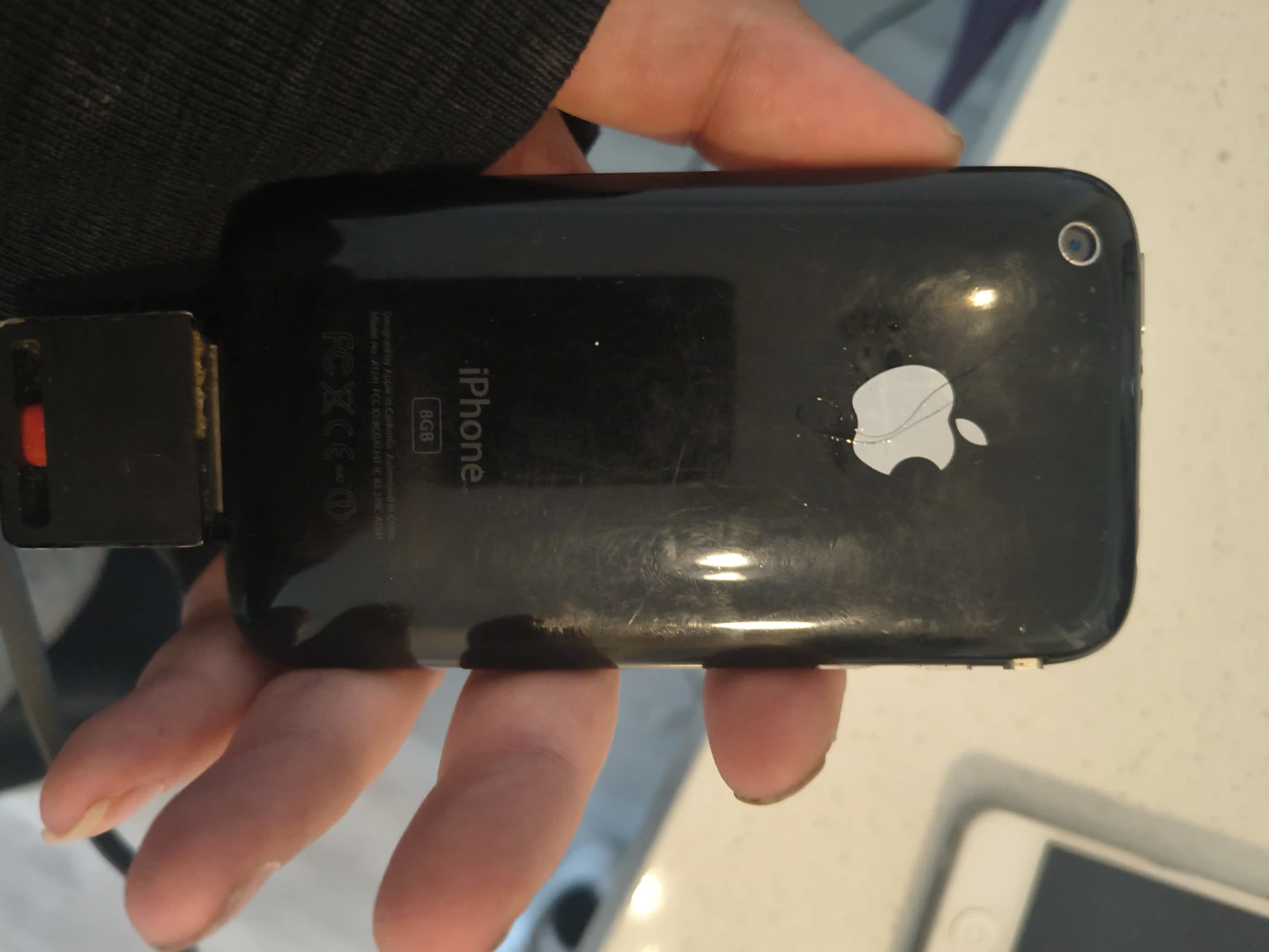 Apple iPhone 3GS 8GB Black - photo 2