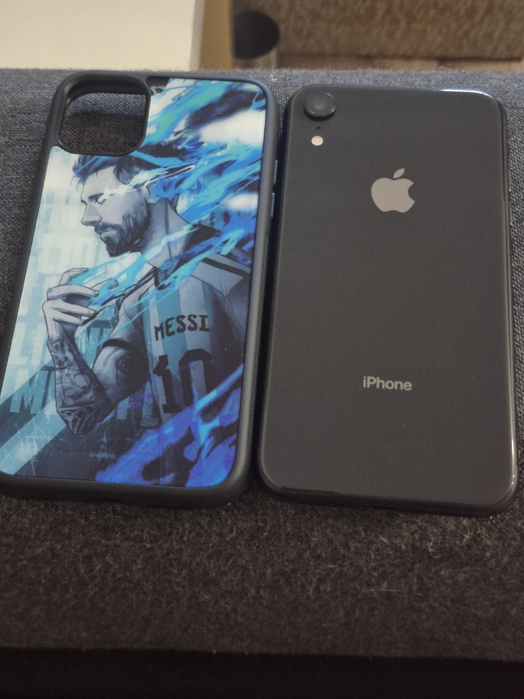 iPhone xr  black great Condition - photo 4