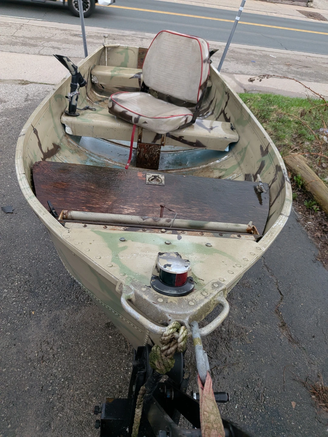 Aluminum Fishing Boat - photo 3