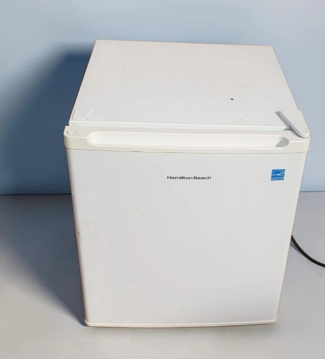 Hamilton Beach White Mini Fridge