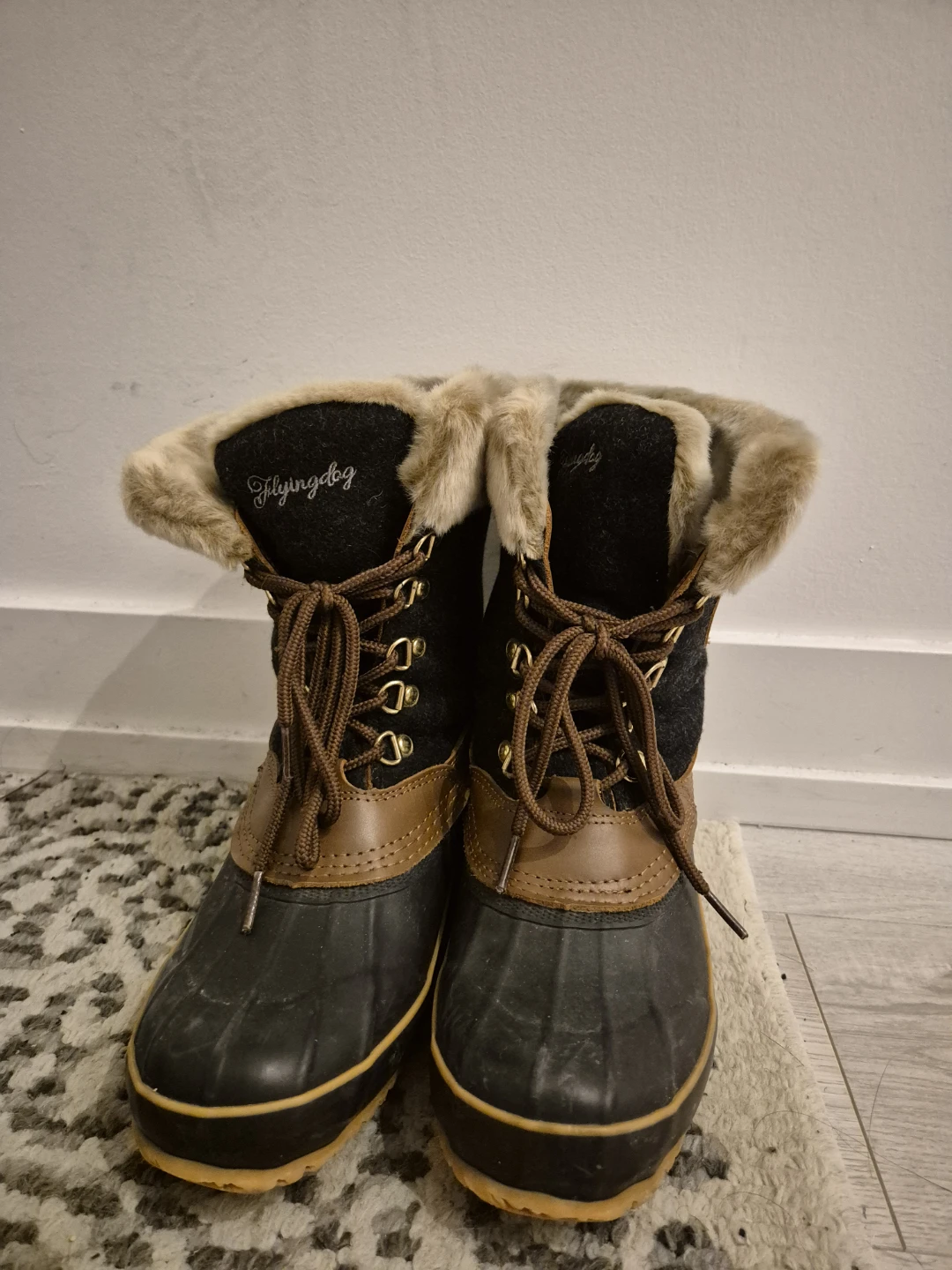 Woman Winter Boots - Size 250mm - photo 2
