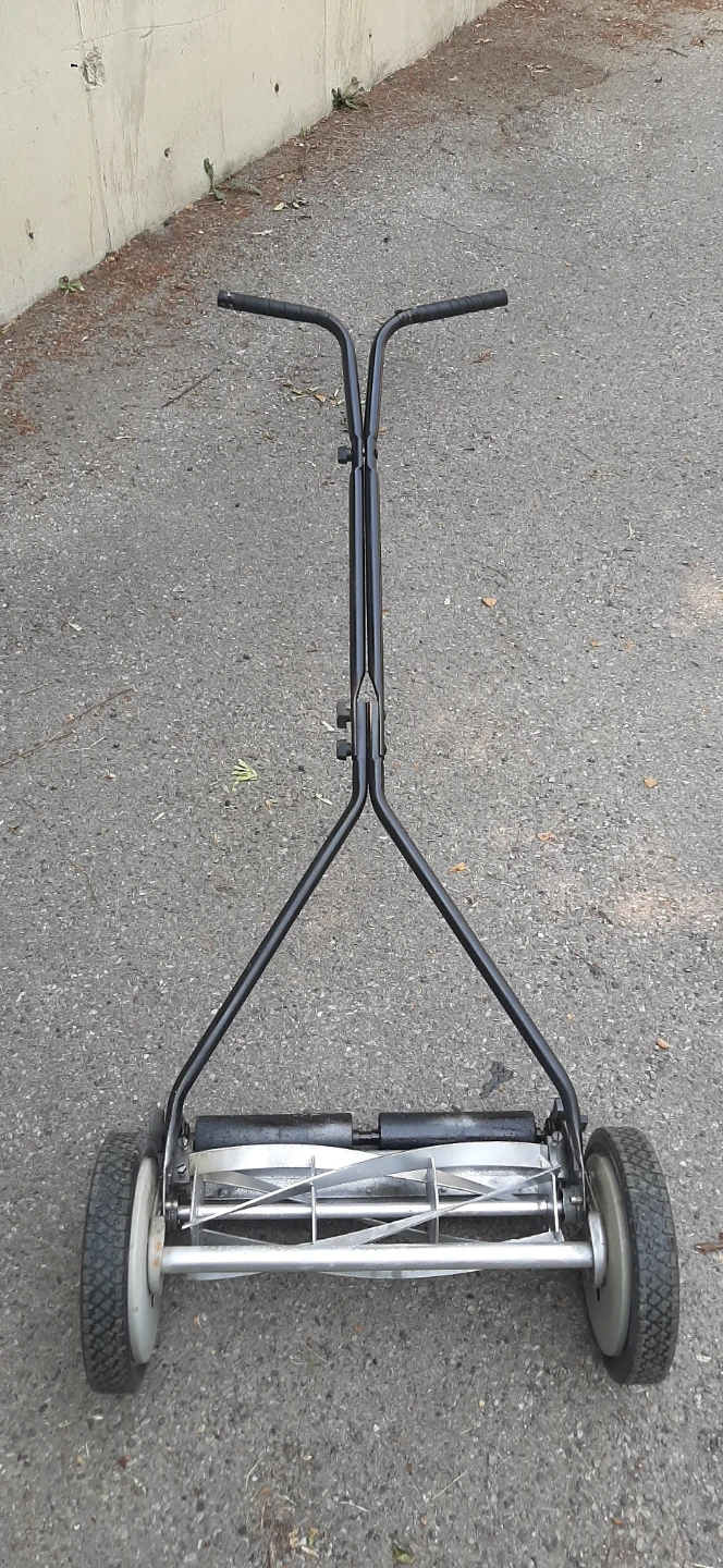 Manual Reel Mower - photo 2
