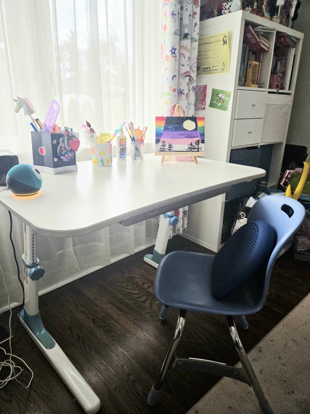 Adjustable Height Kids Desk and Chair Set