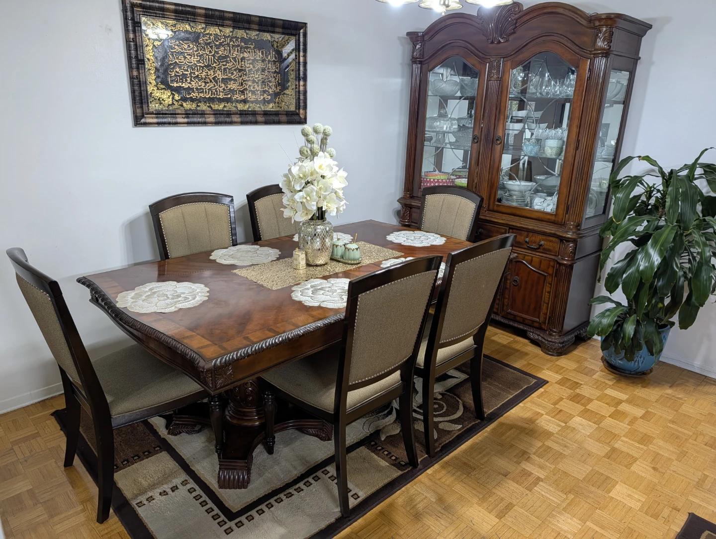 Dining Table and Chairs Set with China Cabinet - photo 3