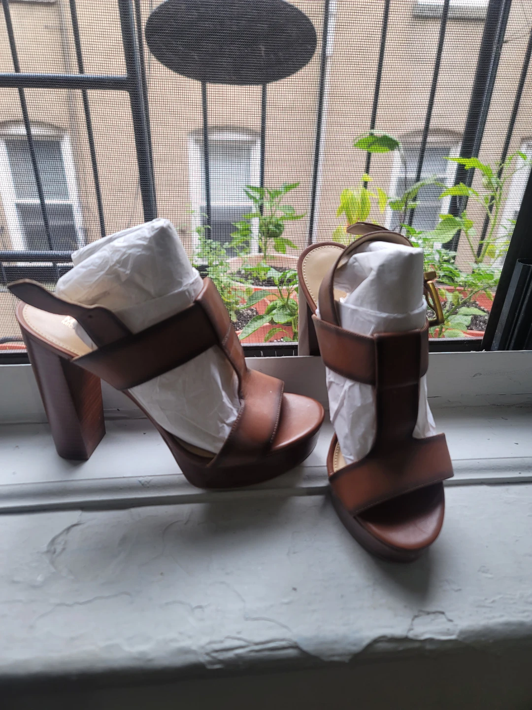 Brown Platform Heels MK - photo 2