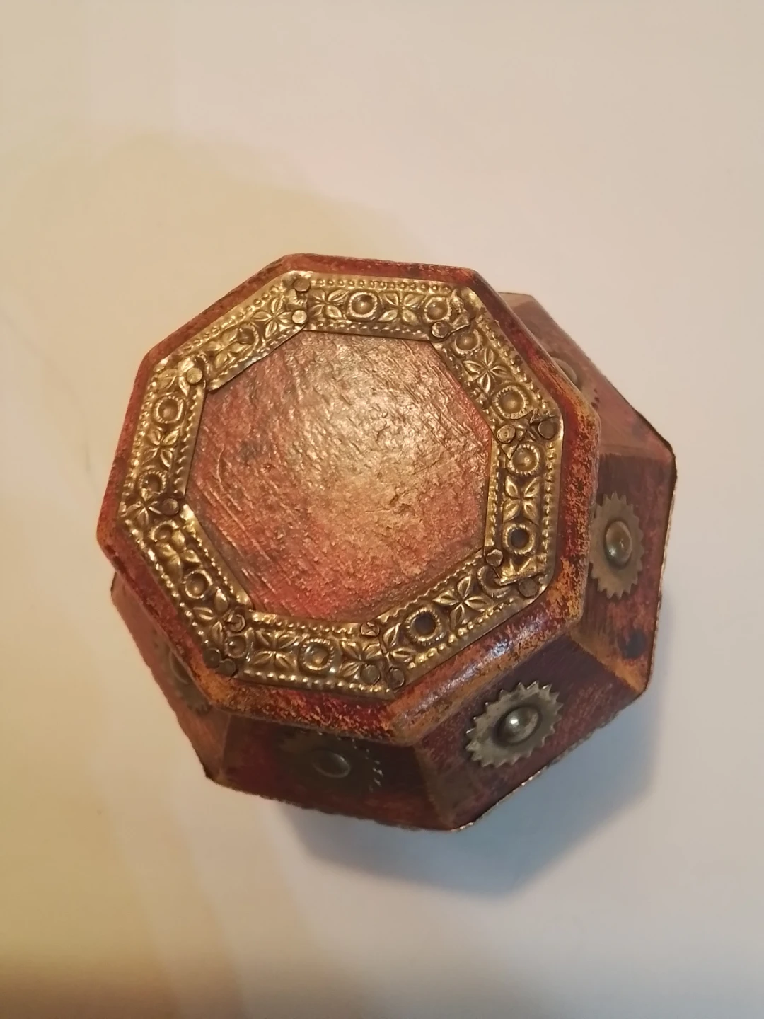Decorative Wooden Trinket Box - photo 3