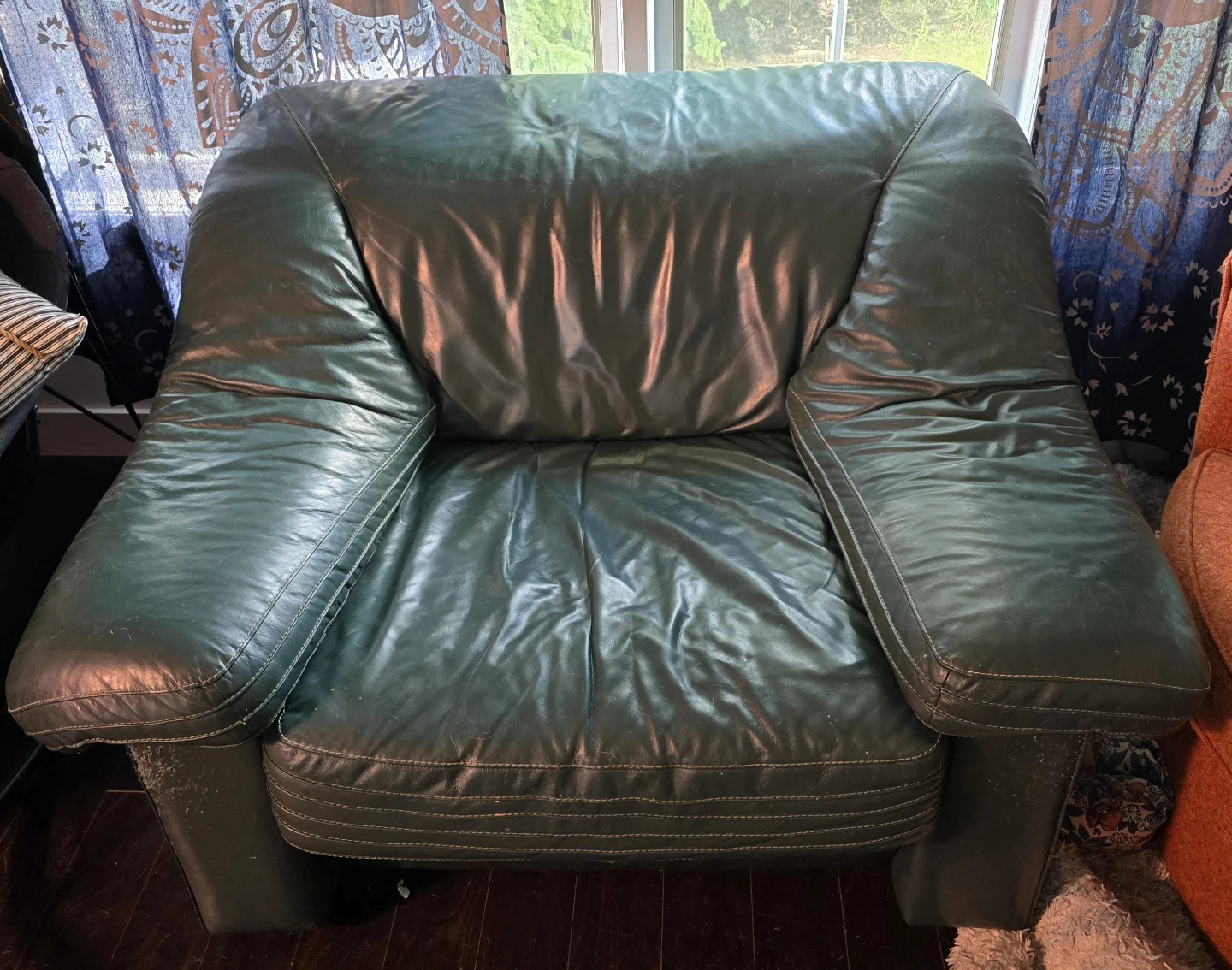 Living Room Furniture  - Moving and need gone! - photo 2
