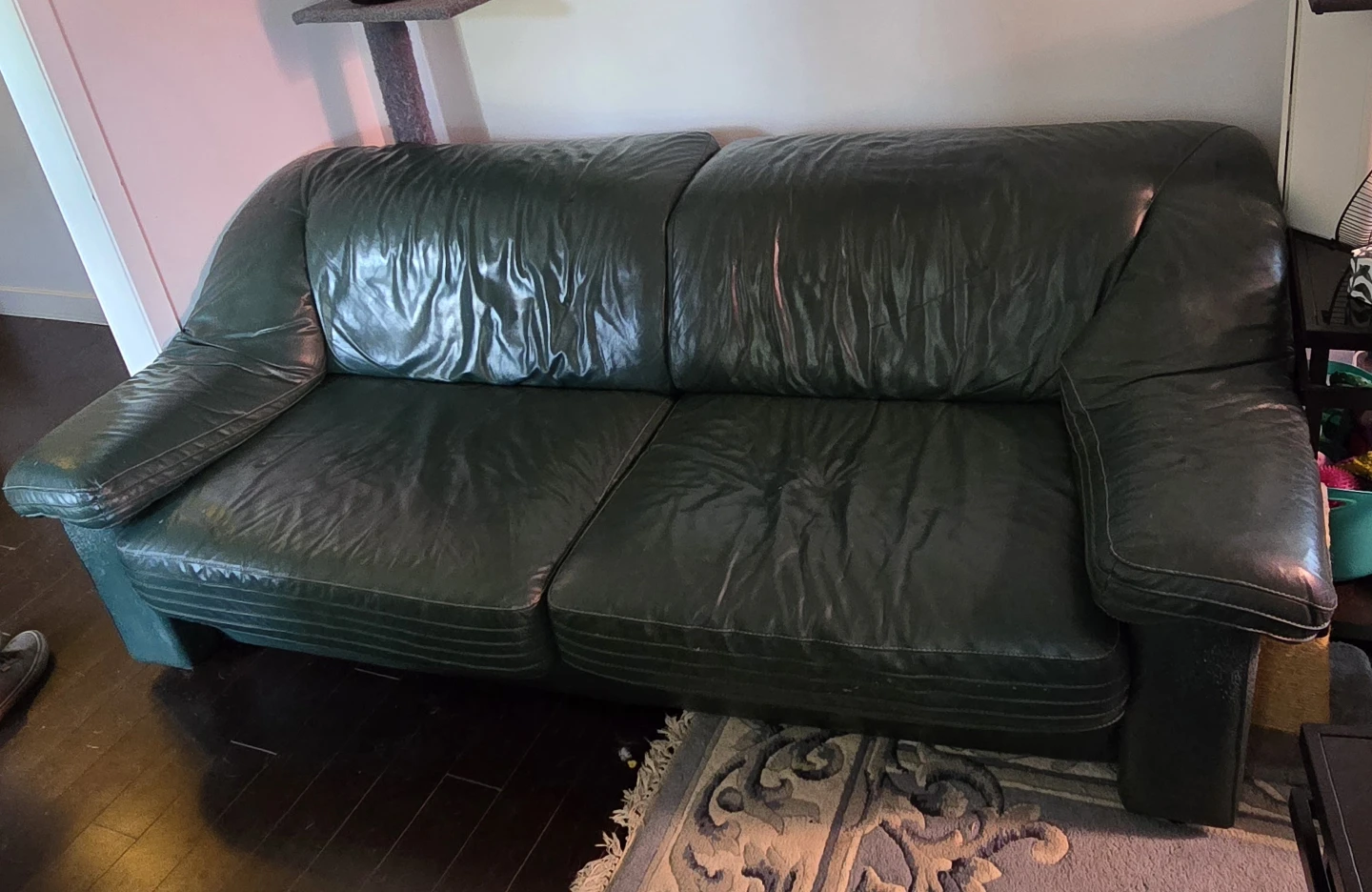 Living Room Furniture  - Moving and need gone! - photo 5