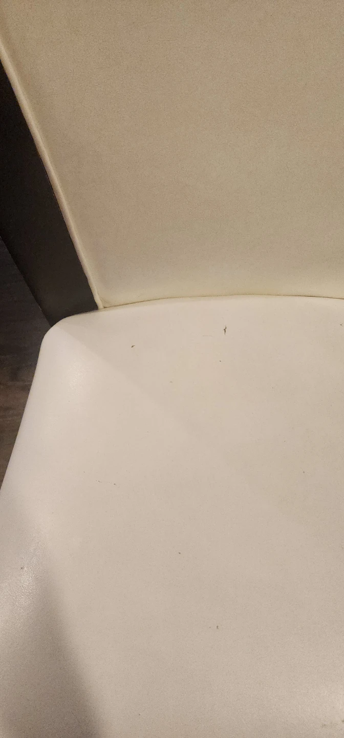4 Bar Stools - photo 2