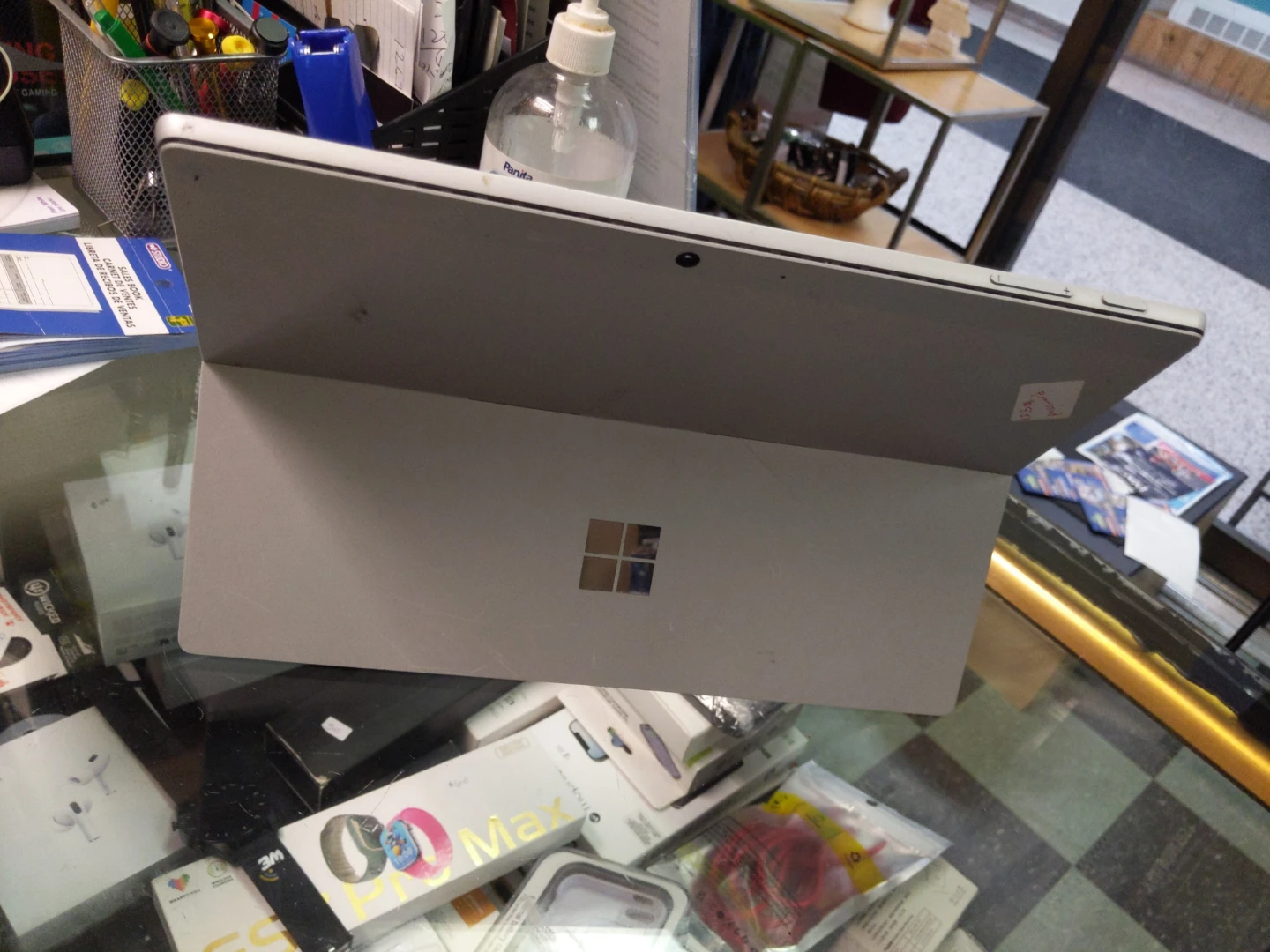 Microsoft Surface Pro - photo 2