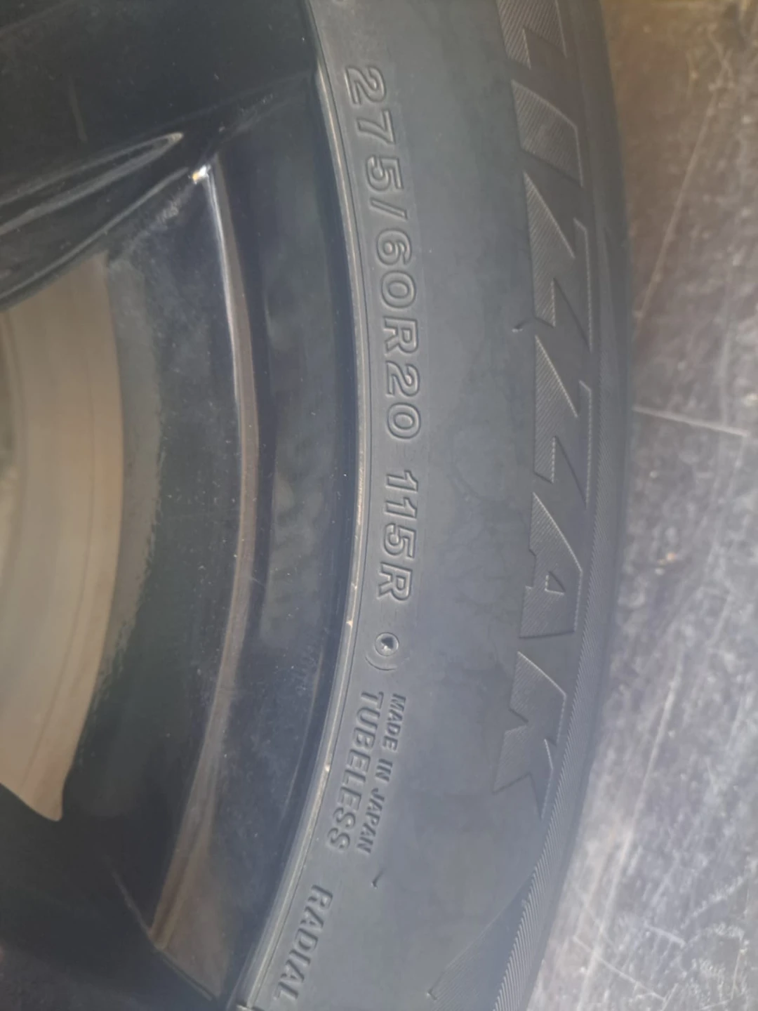 Bridgestone Blizzak 275/60R20 Four Snow Tires - photo 2