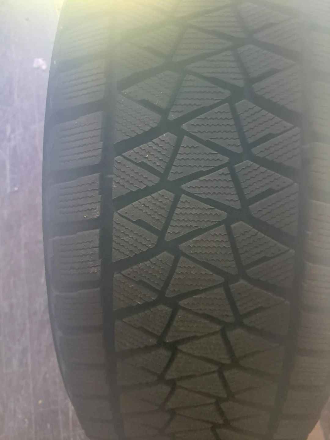 Bridgestone Blizzak 275/60R20 Four Snow Tires - photo 4