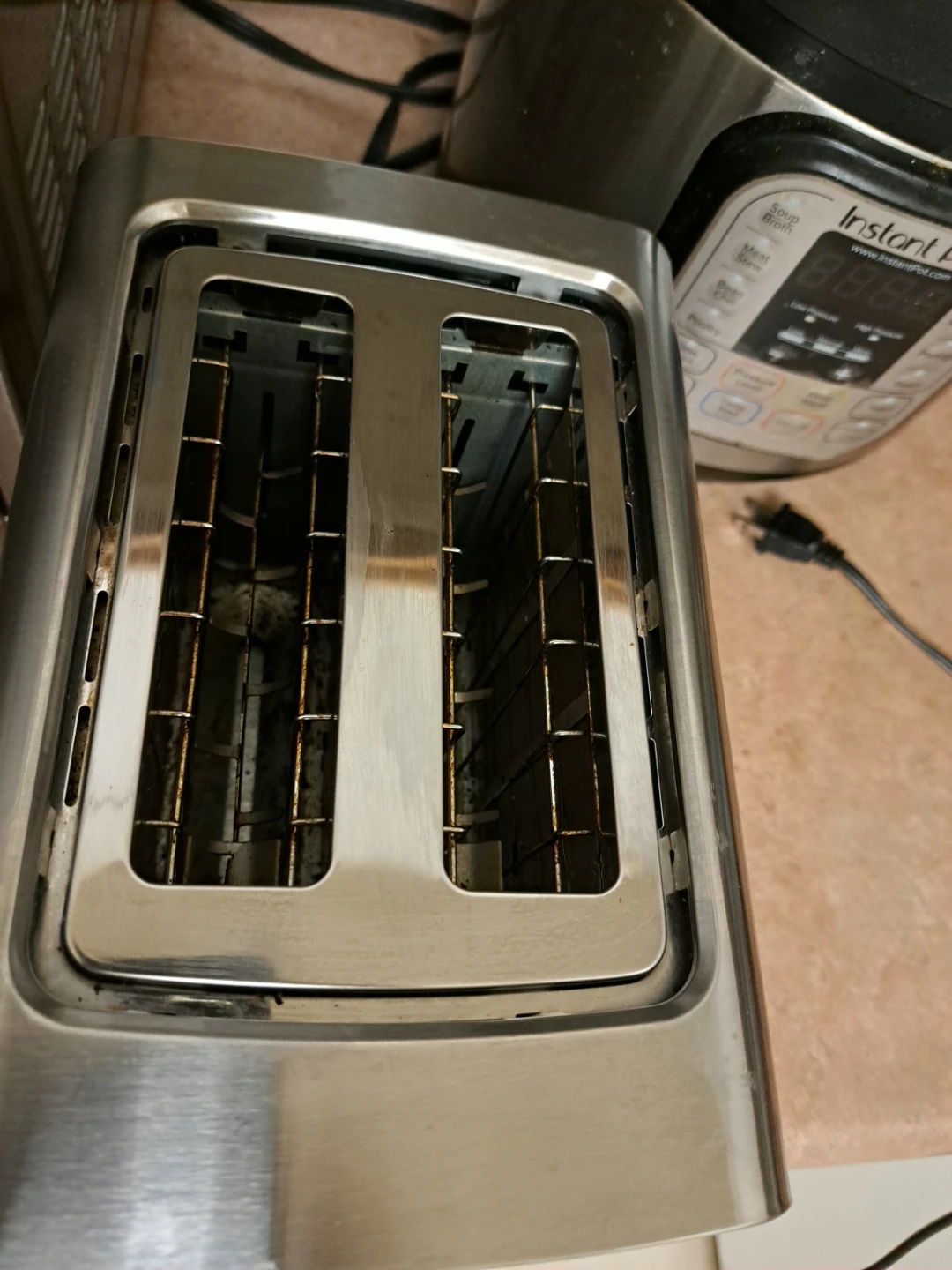 BLACK+DECKER 2-Slice Toaster - photo 2