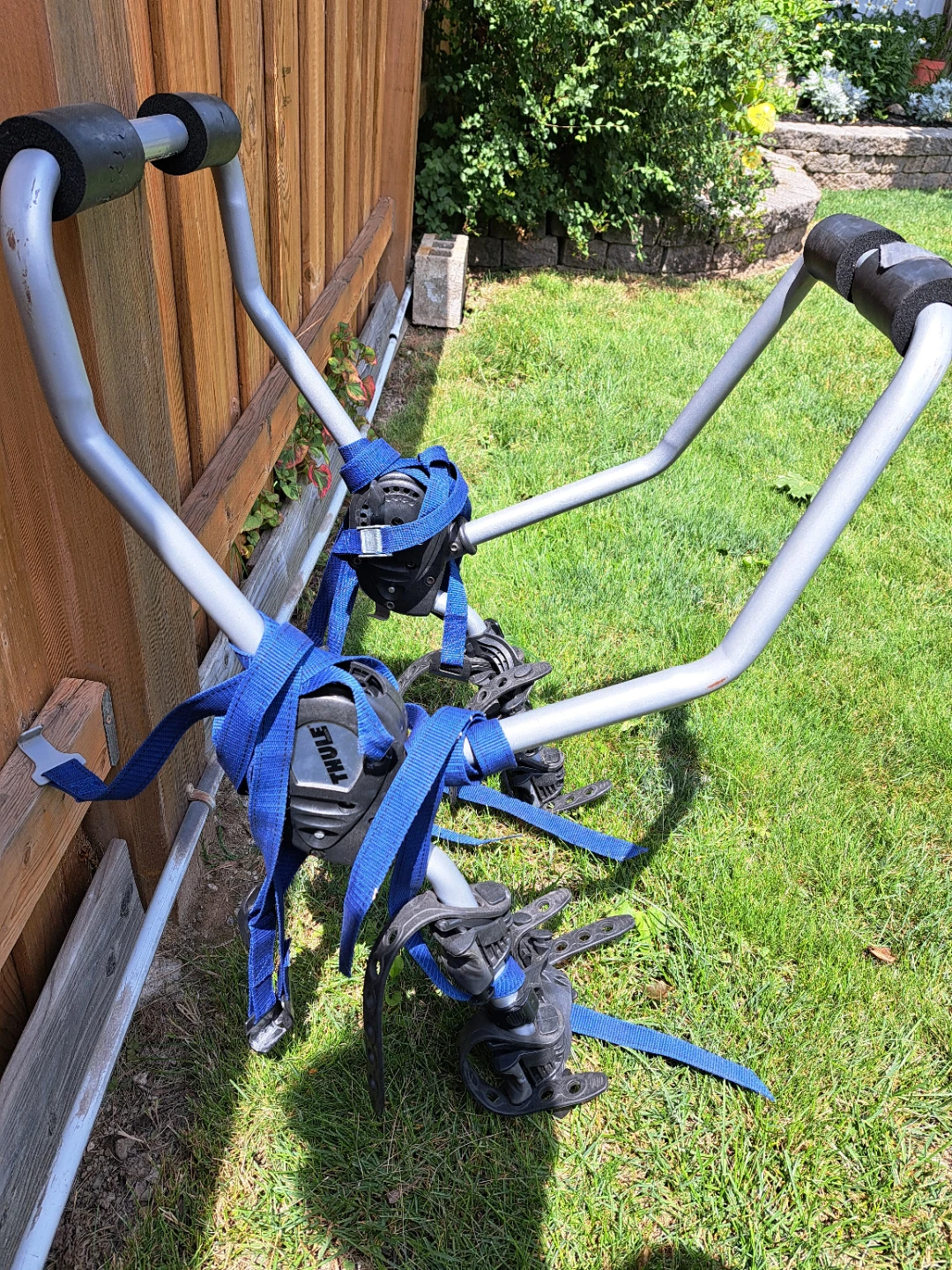 Thule Bike Rack - photo 2