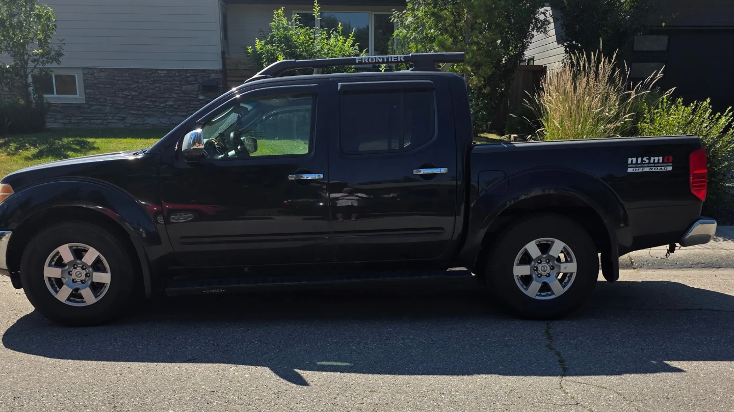 2007 Black Nissan Frontier Nismo Off Road Crew Cab Truck - photo 2
