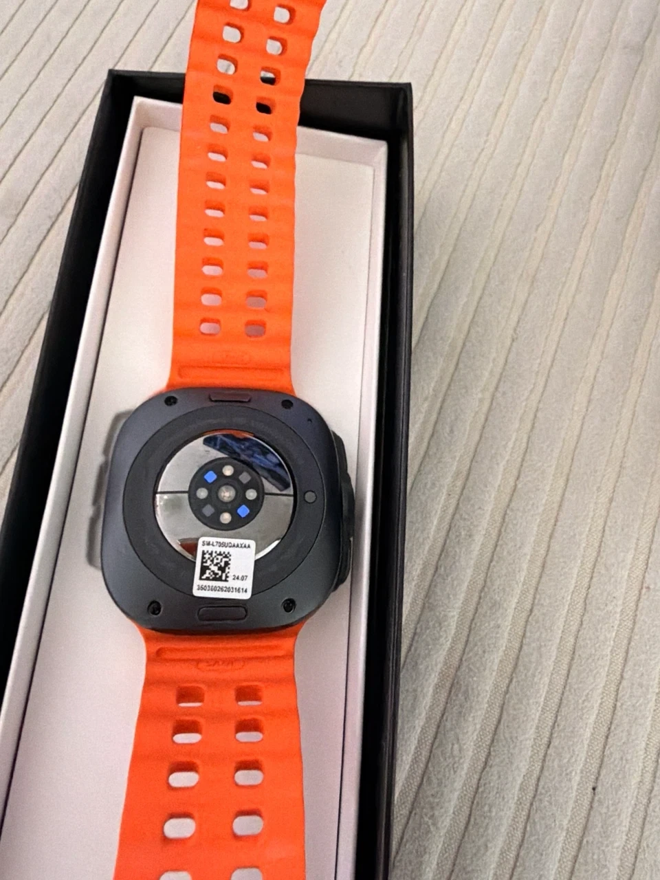 Samsung Galaxy Watch Ultra Orange - photo 3