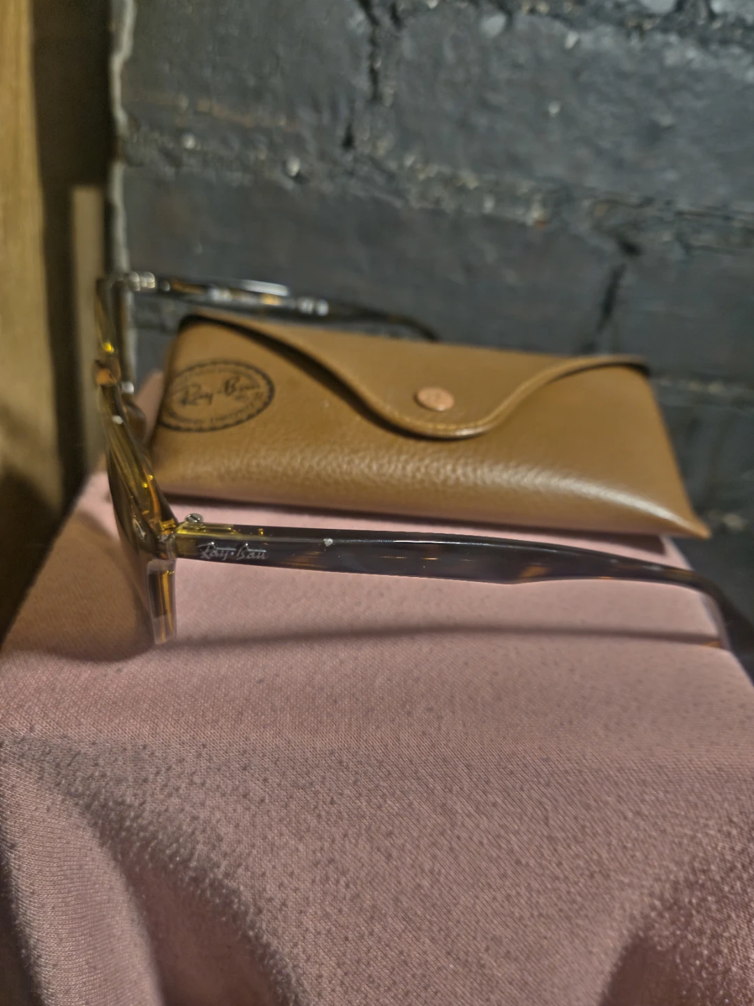 Ray-Ban Sunglasses with Case