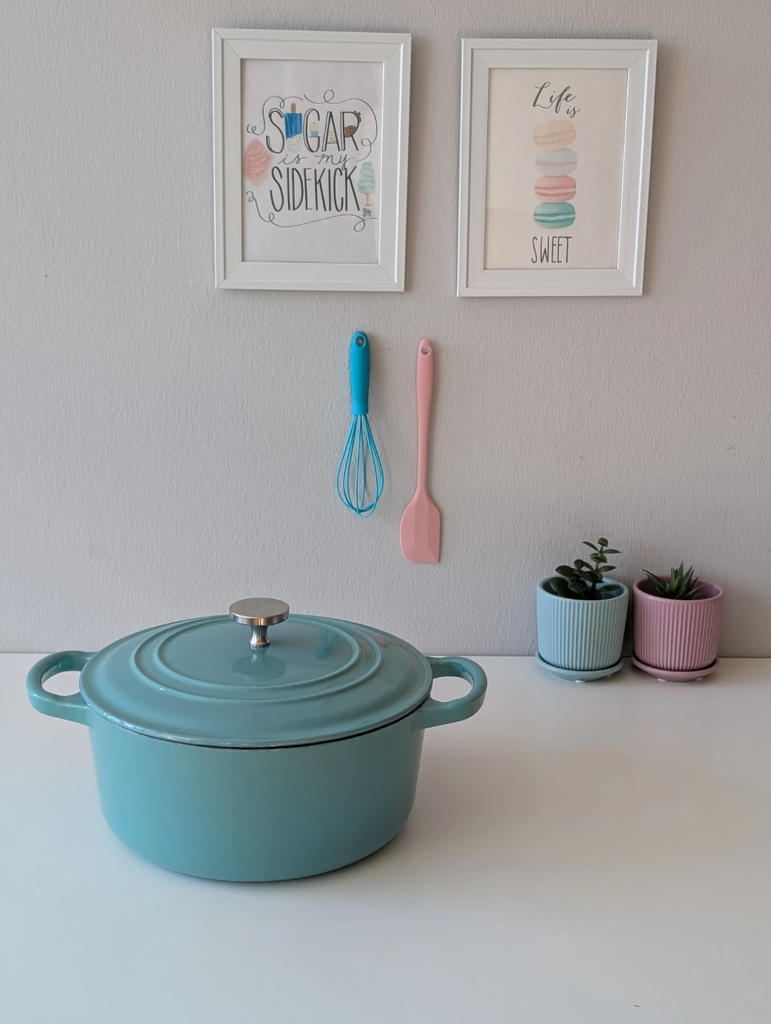 Enamelled Cast Iron Dutch Oven