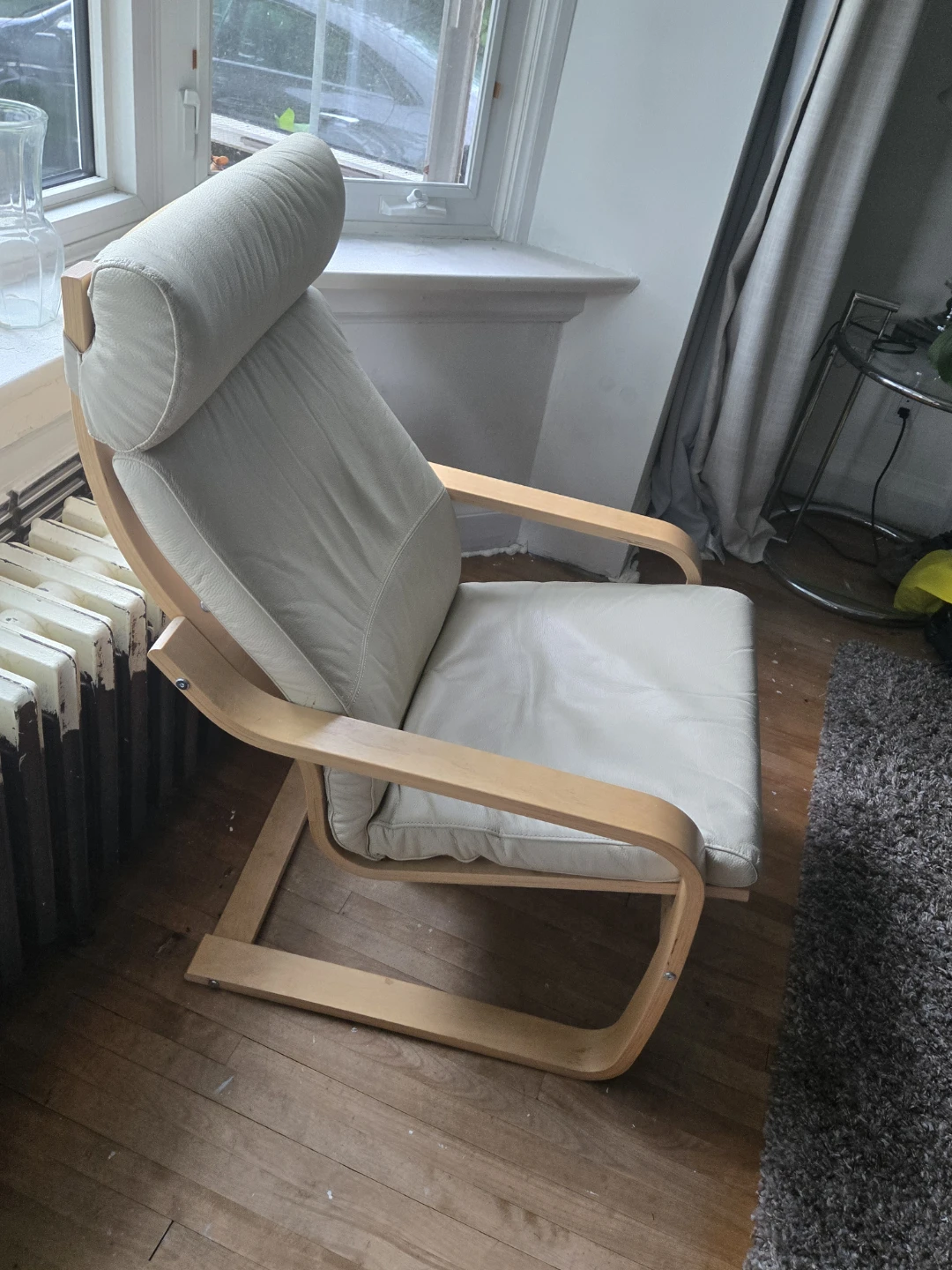 Two IKEA Poäng Armchairs - photo 2