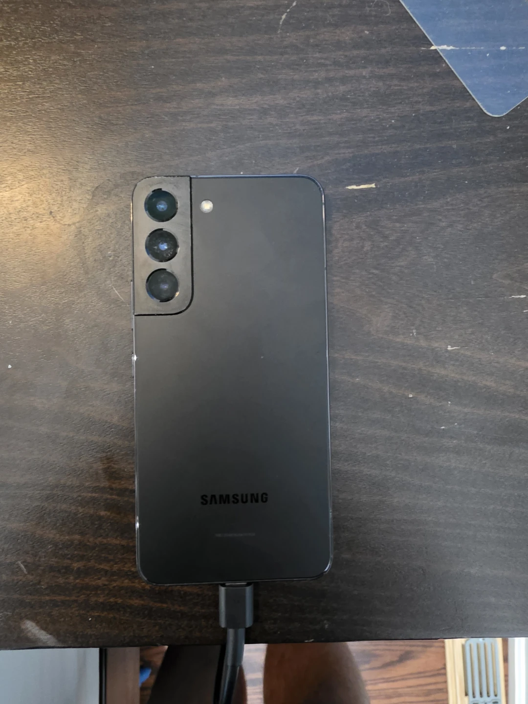 Samsung Galaxy S22 Smartphone
